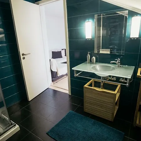 Apartment Cozy & Comfort, 10 Minutes Airport And Center *